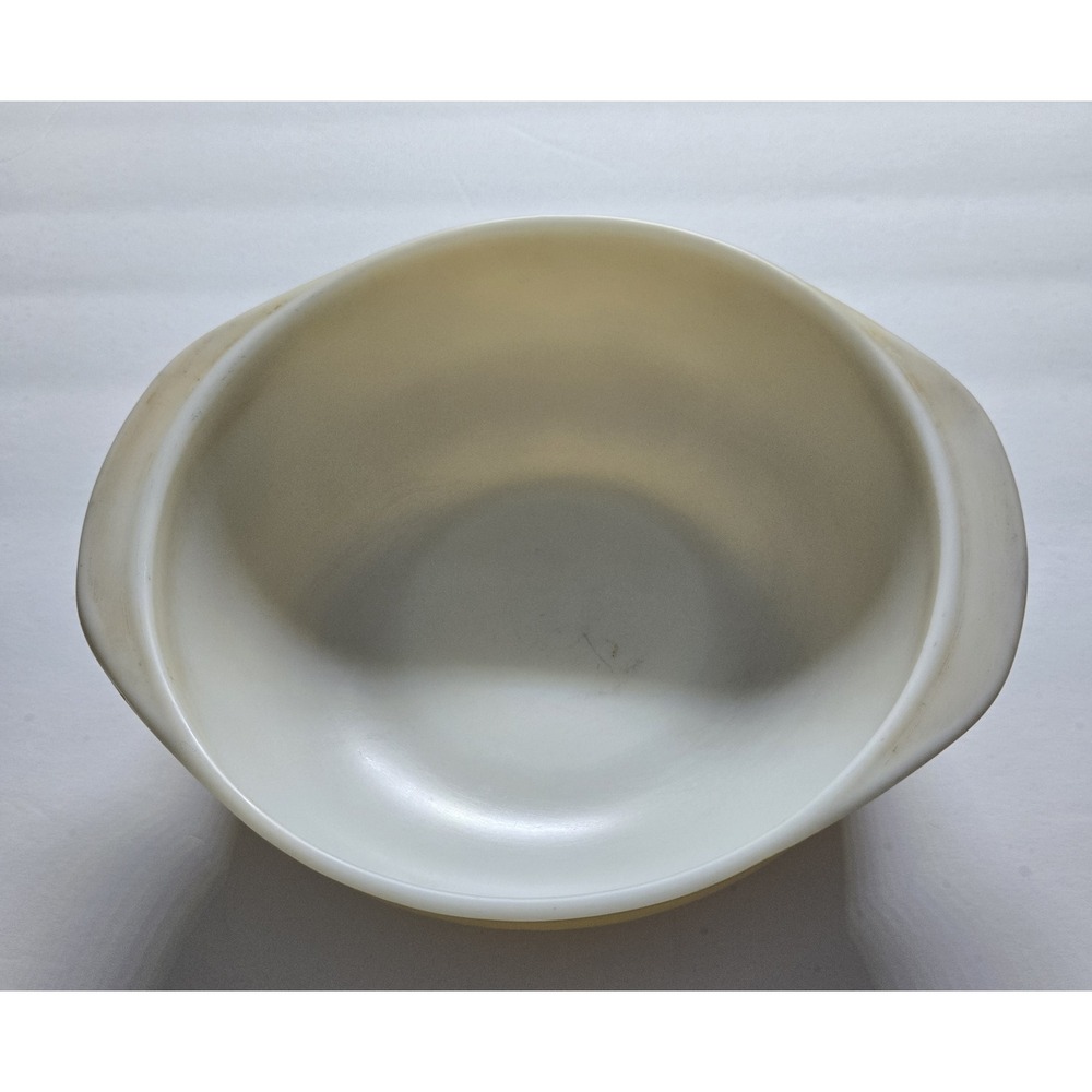 Vintage Pyrex Buttercup Yellow Mixing Bowl – 1.5 Qt Glass Ovenware